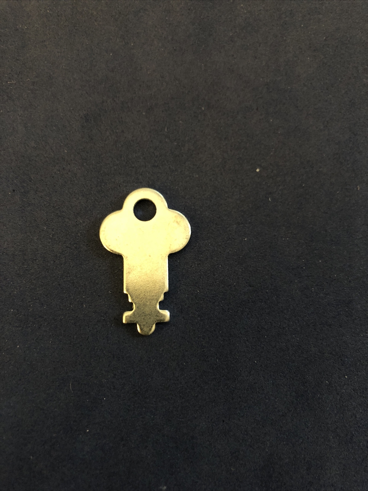 1416 key KimberlyClark San Jamar Paper Towel Dispenser Key Toilet