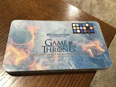 REVOLUTION GAME OF THRONES PALETTE ''WINTER IS COMING'' NEW IN BOX