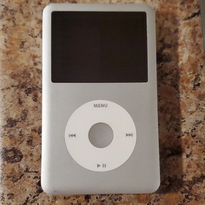 Apple iPod Classic 160GB Silver 6th Gen Media Player A1238 MP3 AAC WAV