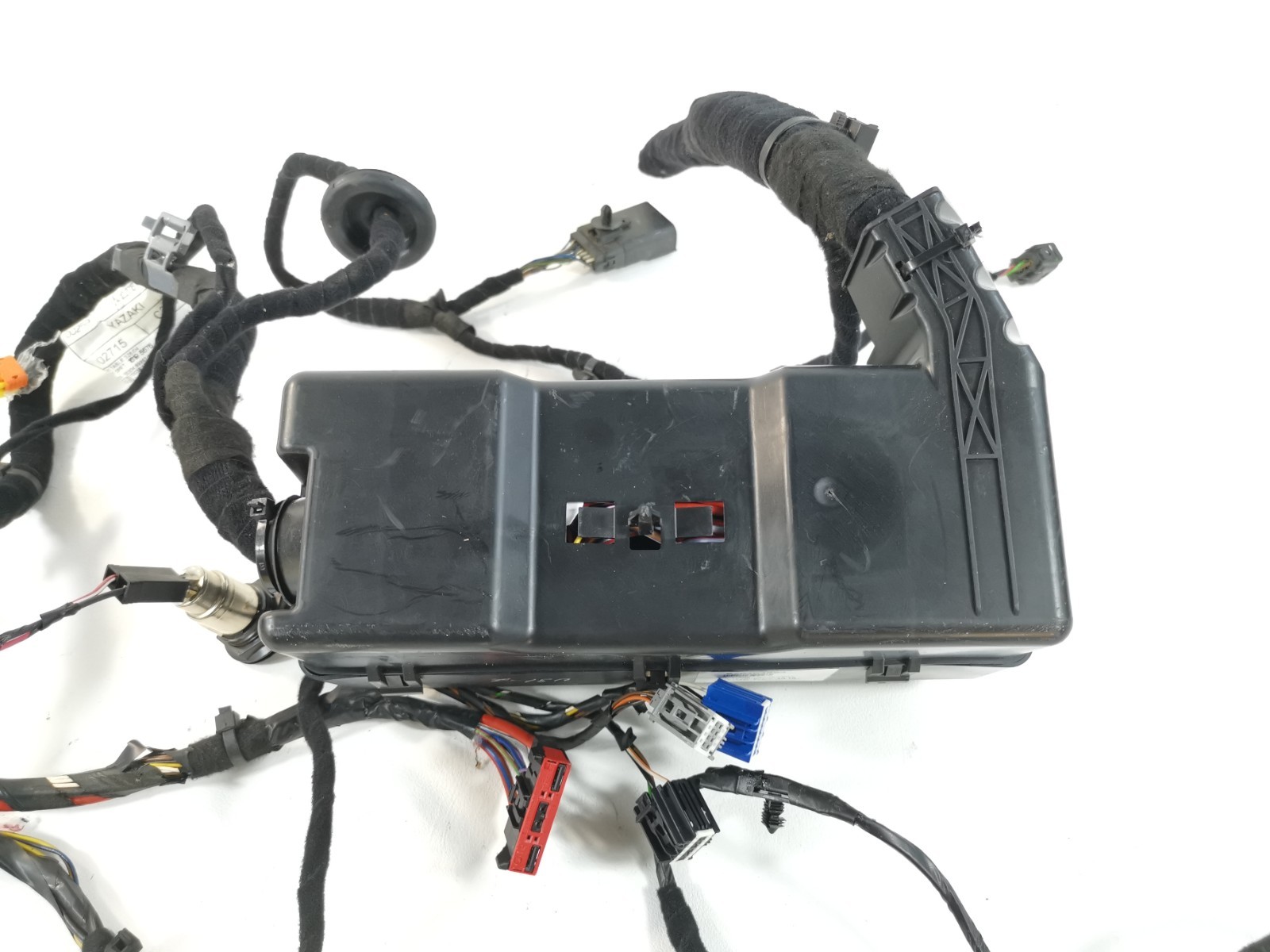 Maserati Ghibli 2019 M156E RWD 3.0 Fuse Relay Junction Box With Wires 670104693