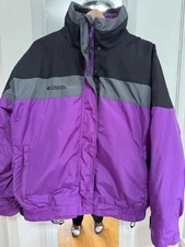 Columbia Women's Ski, snowboard, winter Jacket Size XL Purpkle / Black