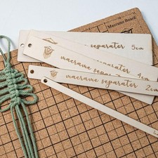 Macrame Board with Pins Braiding Plate with T Shaped Pin with Ruler 18cmx18cm