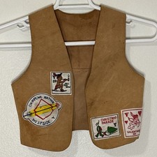 VTG 1989 Youth Chippewa YMCA Y-Indian Guides Vest Brown Suede w/ Patches