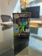 FUNKO POP! FUNKO HQ EXCLUSIVE MYTHS BLACKLIGHT BIGFOOT #28 NEW IN BOX SEE DESC