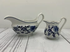 Zwiebelmuster BLUE ONION Gravy Boat And Creamer Czechoslovakia