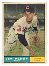 1961 Topps Baseball Card #385 Jim Perry Indians Autograph EX+