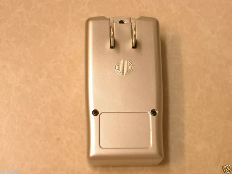 4 BATERÍAS RECARGABLES ULTRAFIRE CR2 + CARGADOR 15270 Foto 2 de 2