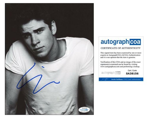 Liam Hemsworth "The Hunger Games" AUTOGRAPH Signed 8x10 Photo ACOA