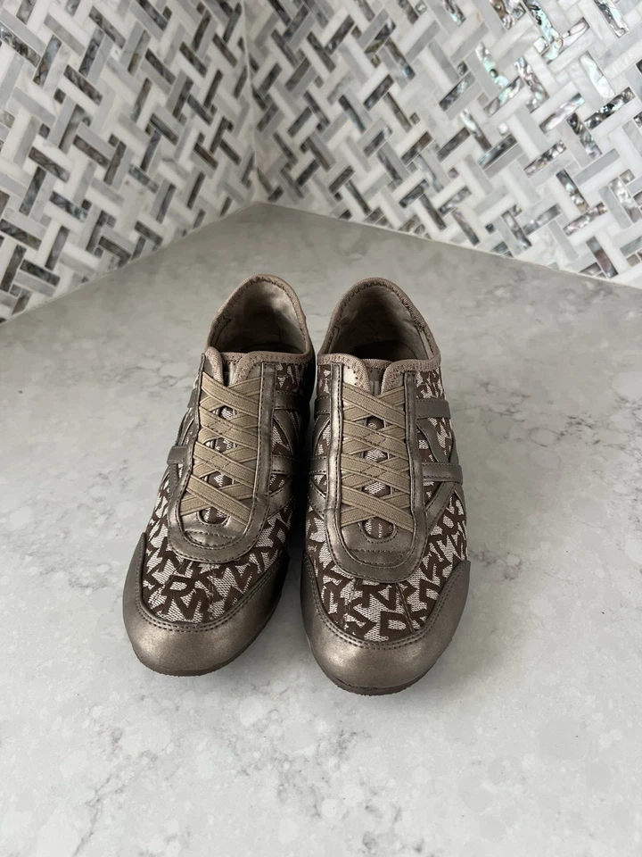 DKNY Donna Karan Brown/Tan Logo Print Wedge Heel Sneakers Size 6.5 - Image 2 of 4