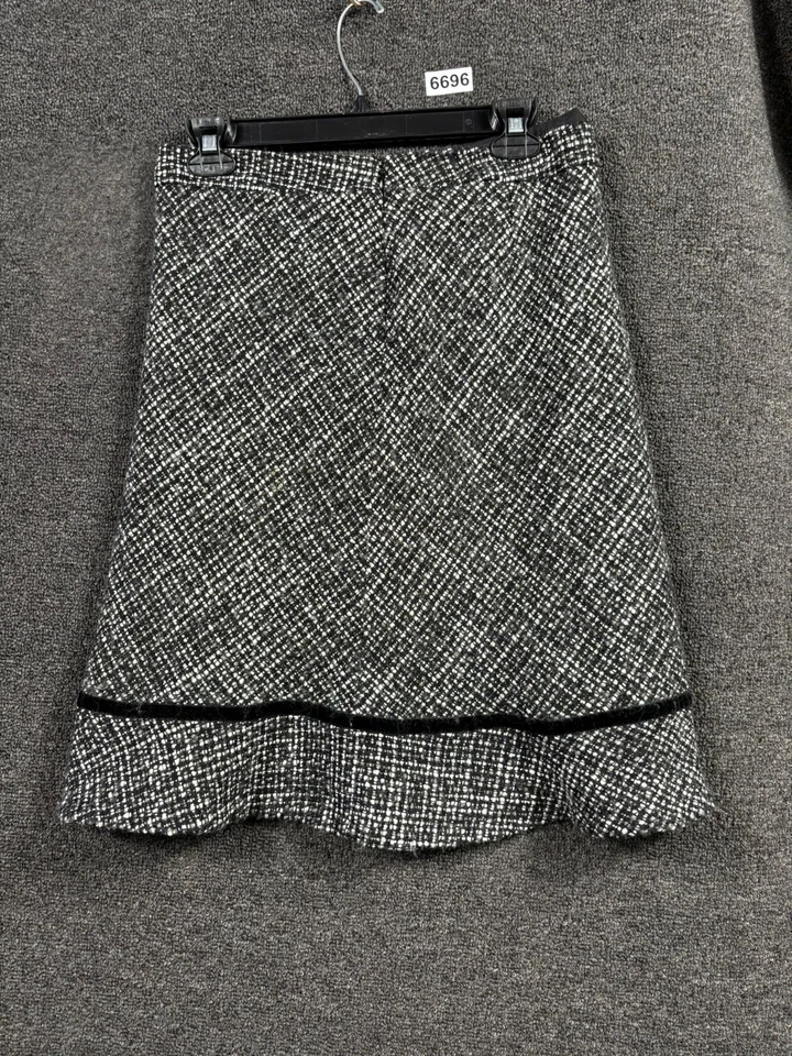 Falda acampanada de tweed mezcla de lana GAP talla 4 negra blanca tejida con volantes inferiores Foto 2 de 4