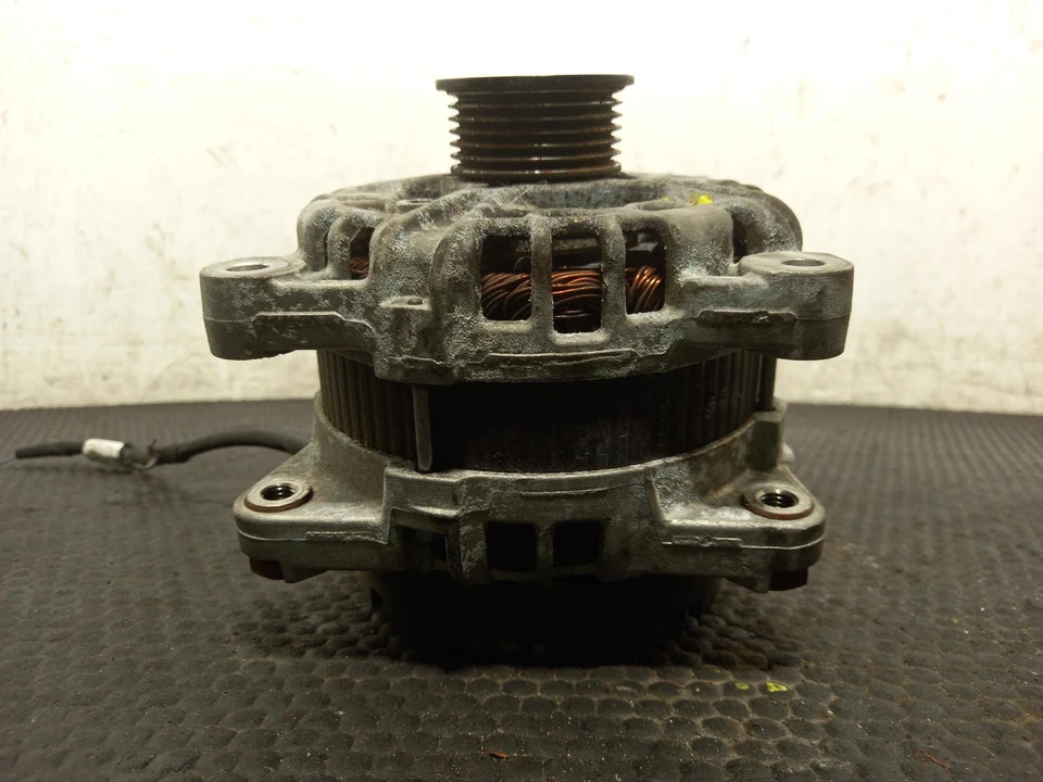 JAGUAR E PACE Alternator 2017-2024 2.0L PT204 EU6  - Image 2 of 4