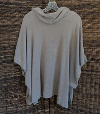 Barefoot Dreams Cozy Chic Ultra Lite Cowl Poncho Sweater Women's Large XL Tan