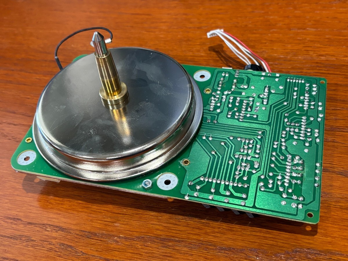 stanton T.60 ターンテーブル Stanton T60 Direct-Drive Turntable | zZounds