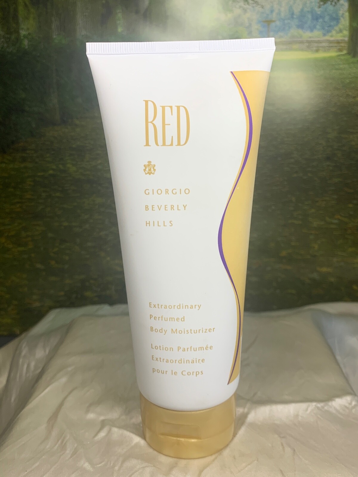 RED BY BEVERLY HILLS 200ML EXTRAORDINARY PERFUMED BODY