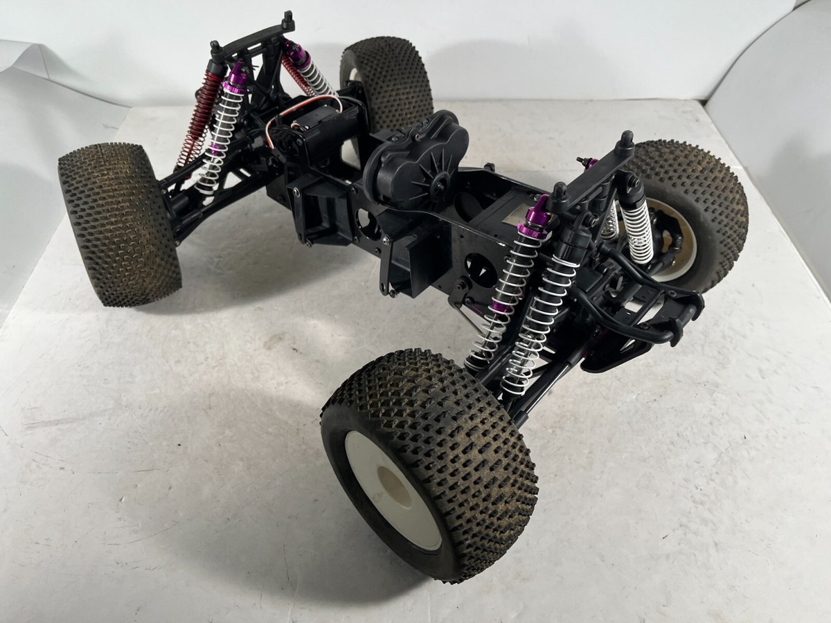 HPI Racing E Savage Electric 1/8 4x4 Monster Truck Roller Slider