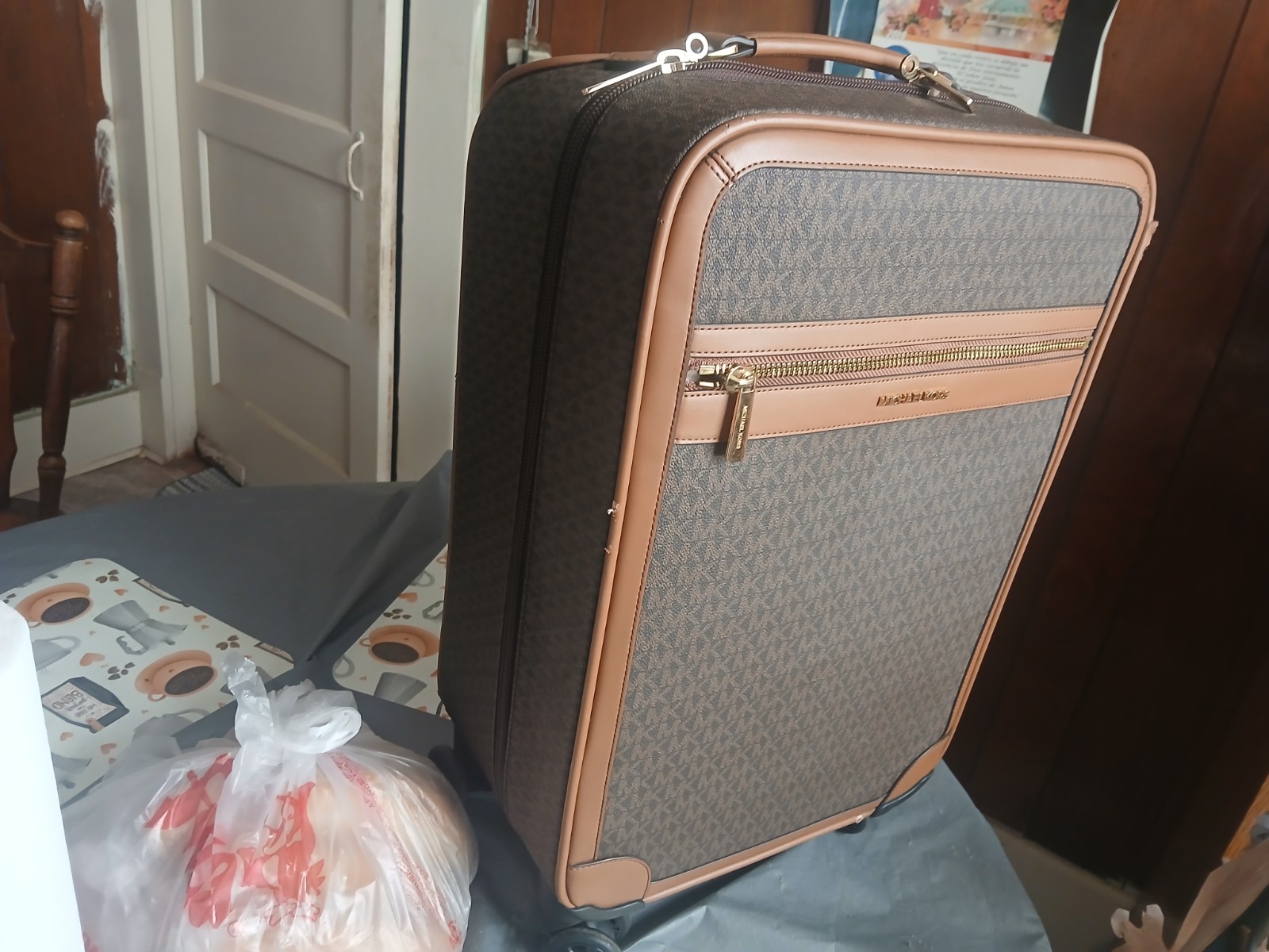 Michael KORS HANDBAG ANS LUGGAGE