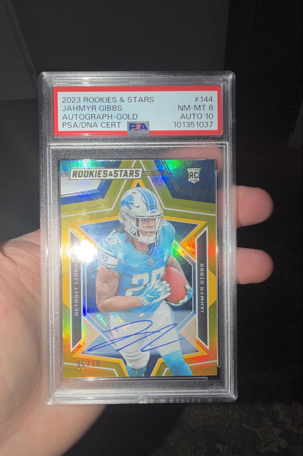 Jahmyr Gibbs Panini Rookies & Stars #144 Signature-Gold