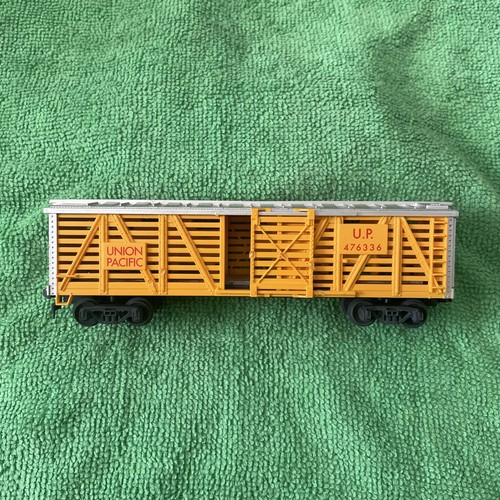 Vagón de tren de ferrocarril Union Pacific amarillo 476336 escala HO 40' realista | Zustand: Used