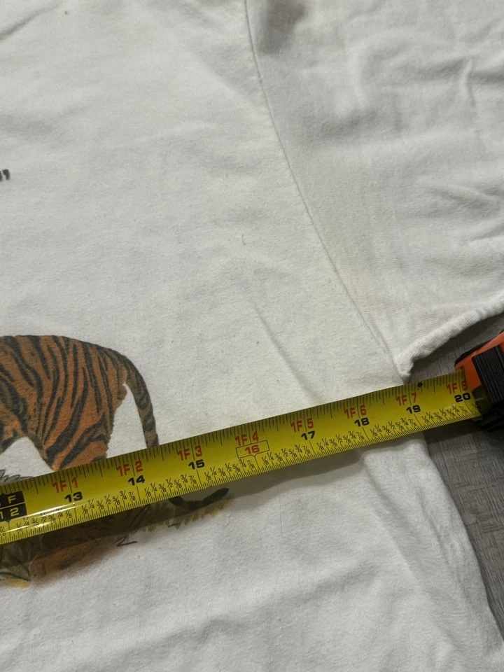 Camiseta de colección Disney Animal Kingdom Tigger Is That You Foto 4 de 4