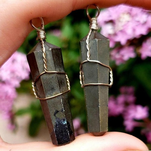 Colgante de punto de piedras preciosas curativas de cristal envoltura de alambre natural dorado Pyrite Fools -1 pieza - Imagen 2 de 3
