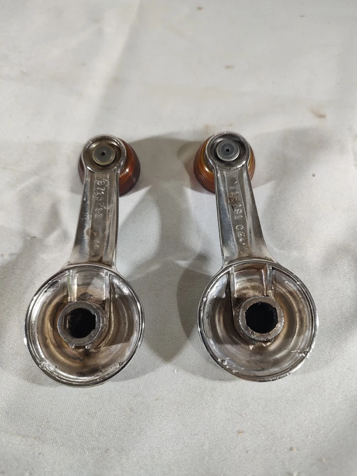 Manivela de ventana interior GM Chevy OEM No. 9715291 2 asas 1967-1970  Foto 4 de 4