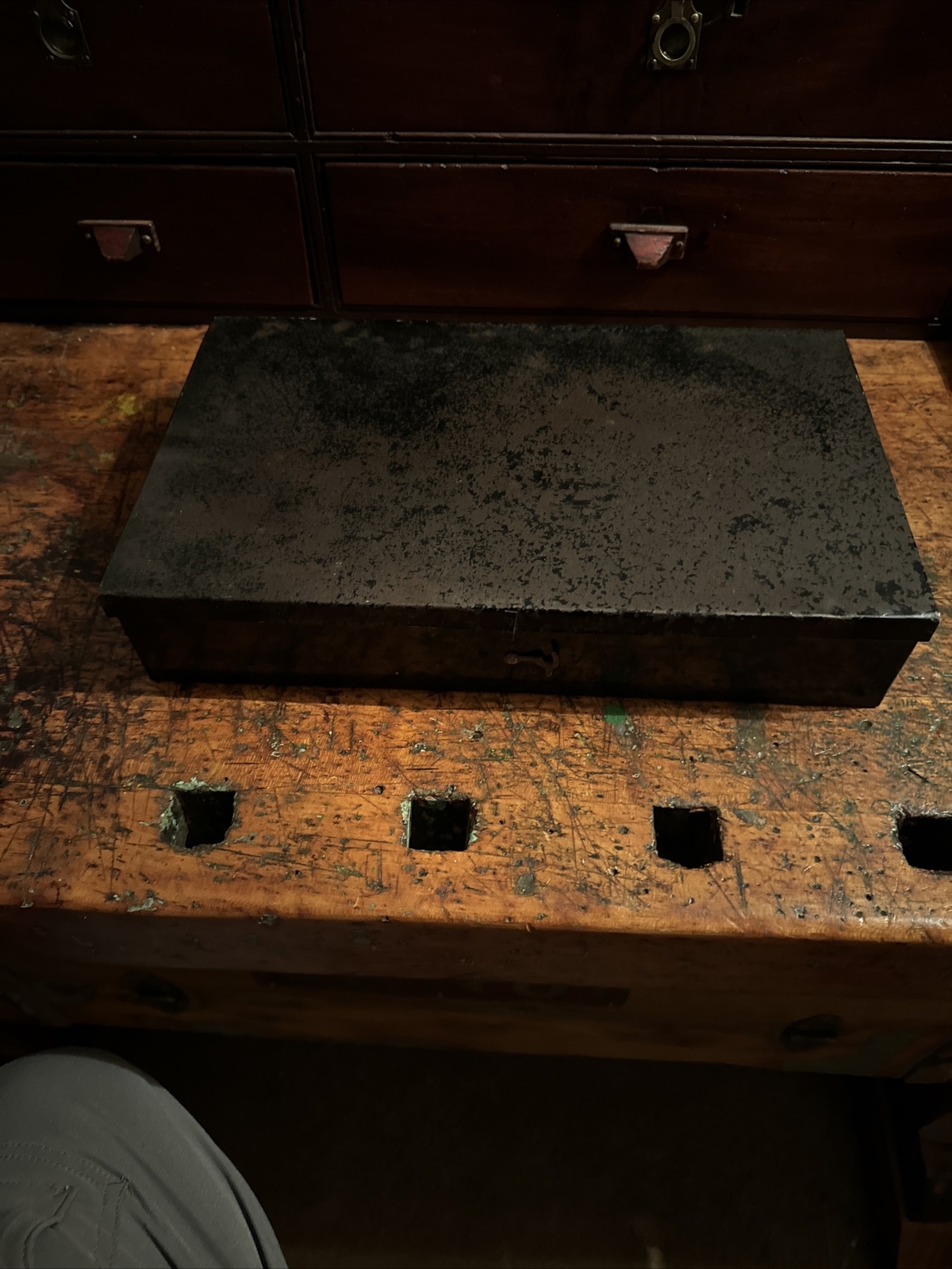 COLEMAN LANTERN COMPANY ANTIQUE PARTS BOX