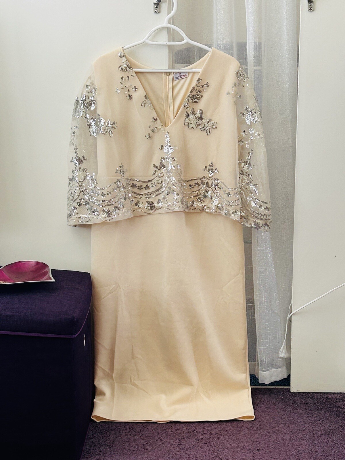 Sequin Cream Ladies Evening Dress Size 20. Pretty! eBay