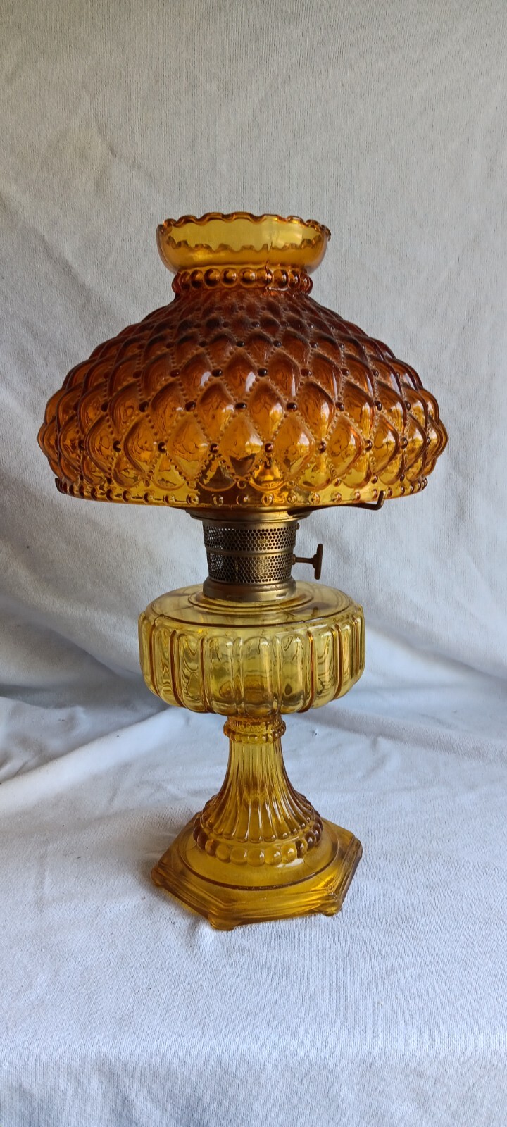 Vintage Aladdin Cathedral Oil Lamp Amber Six Sided Brass 10" Quilted