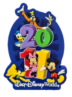 RARE 2011 Disney World Mickey Mouse Minnie Goofy Pluto Donald Duck Fridge Magnet