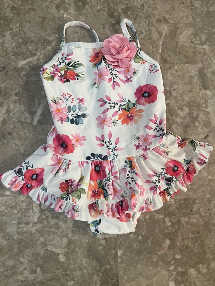 Lote de Traje de Baño Bebé Niña-6 Piezas-9-12M y 9M Pantalones Cortos Piolín Pájaro Rosa Moana Flor Foto 3 de 4