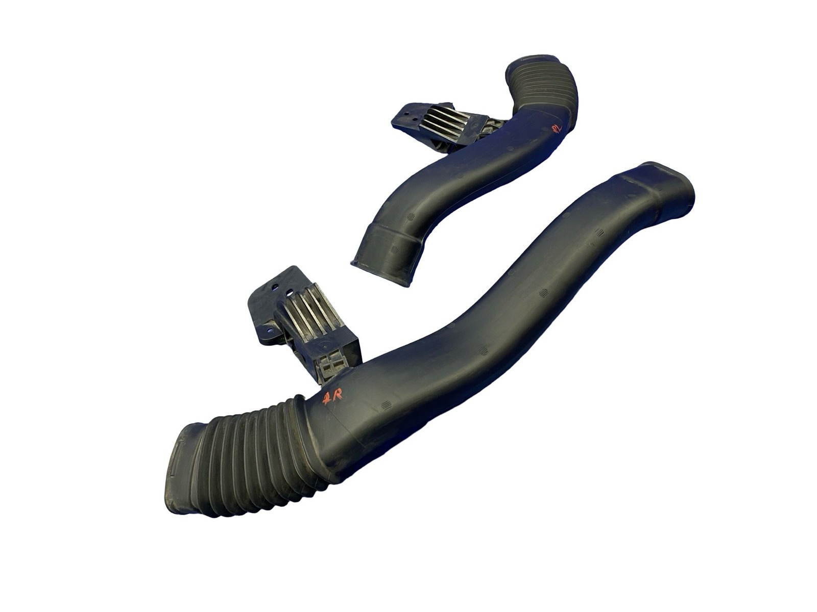 2018 AUDI R8 V10 4S RWS OEM RWD 5.2L REAR LEFT RIGHT ENGINE AIR INTAKE PIPE SET
