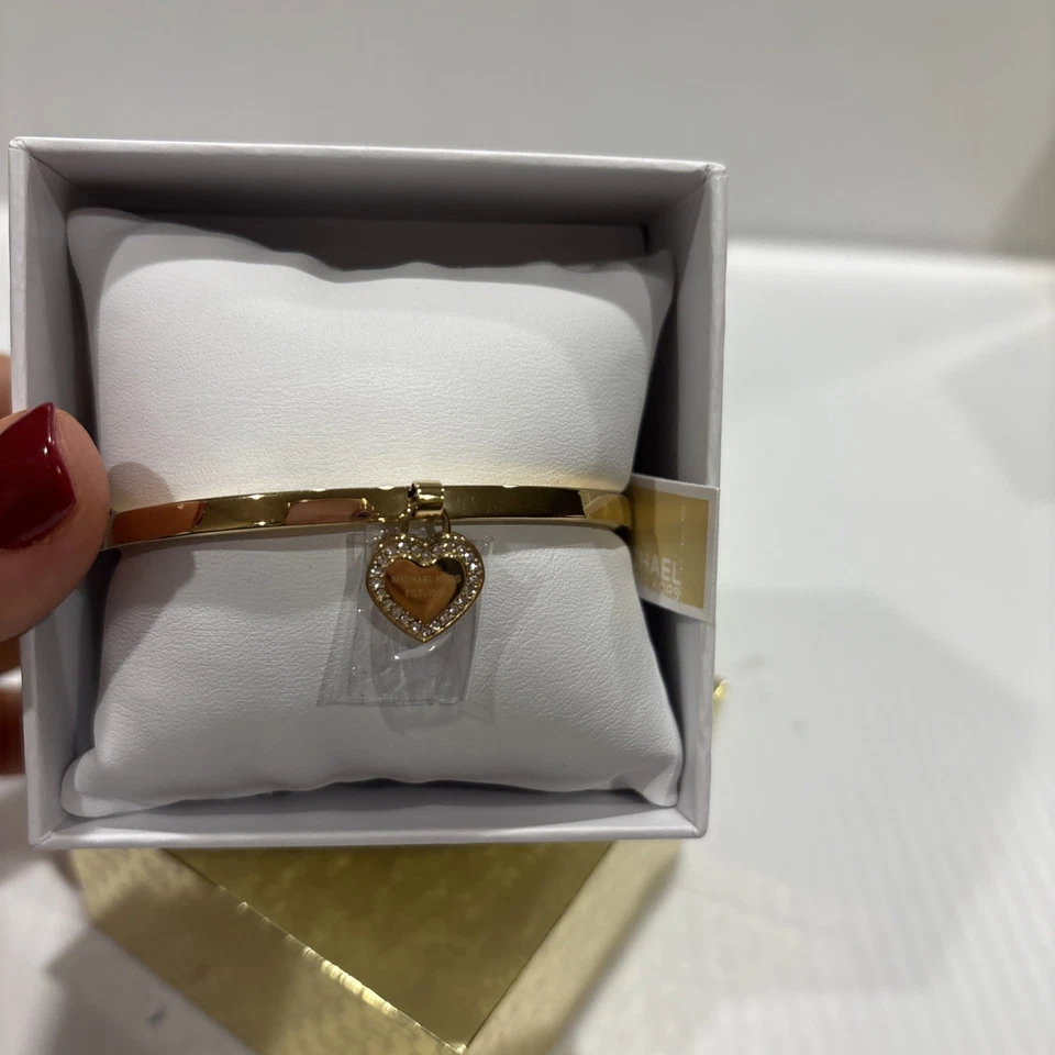 PULSERA MICHAEL KORS MUJER TONO DORADO CON DIJE CORAZÓN TALLA ÚNICA Foto 2 de 4