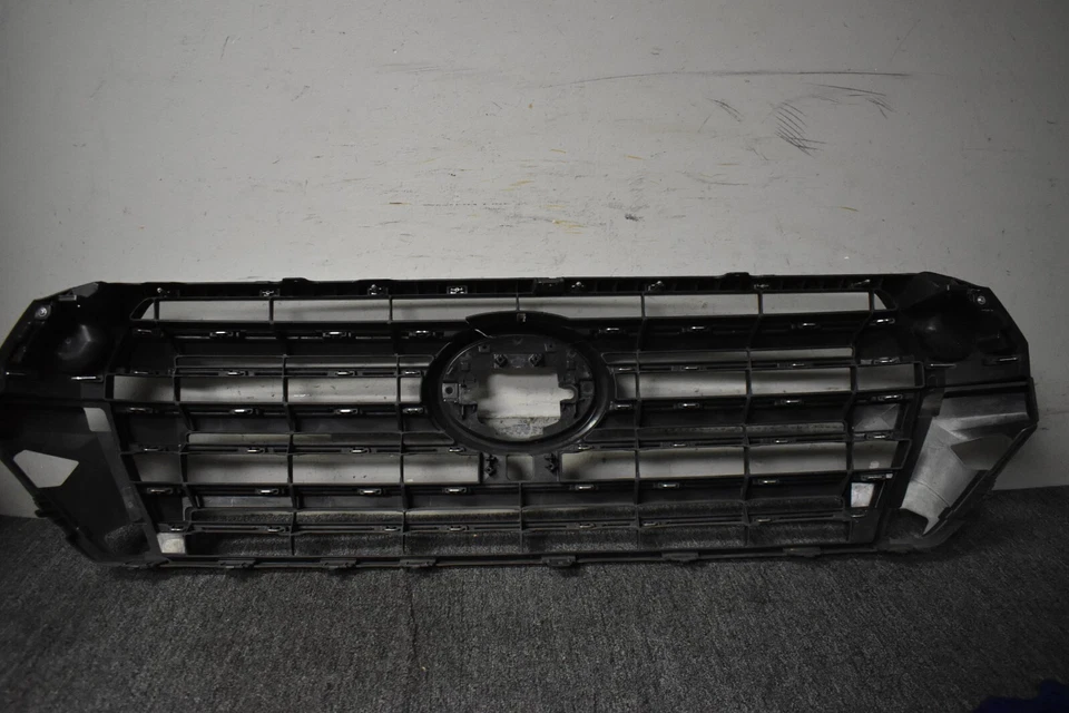 Toyota Land Cruiser 2016-2020 parrilla de fábrica OEM Foto 4 de 4