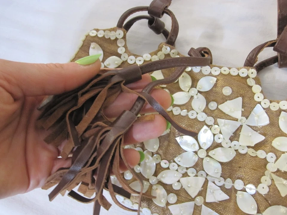 Moyna Beaded Floral Shell Handbag Purse - Image 4 of 4