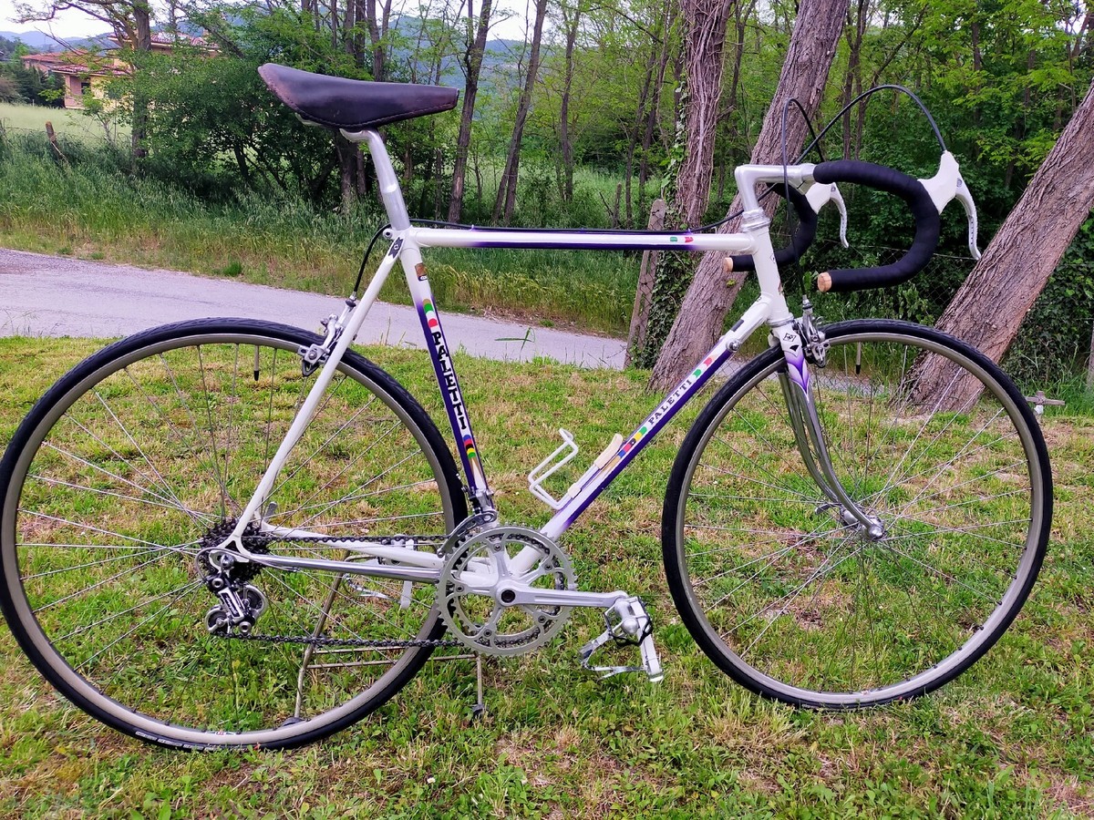 Boîtier De Pédalier Campagnolo Vintage - Fabriqué En Italie - Très Bon état