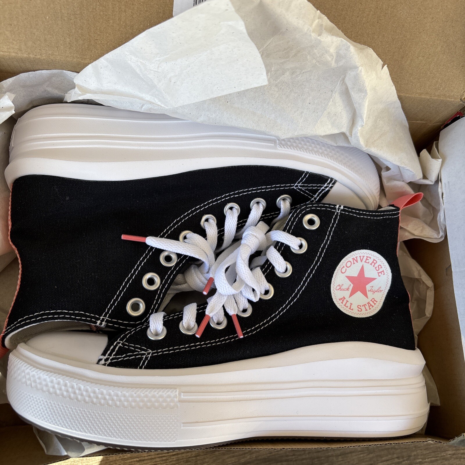 Converse Chuck Taylor All Star Move Platform in Black, White & Pink. Kids Size 6 thumbnail 3