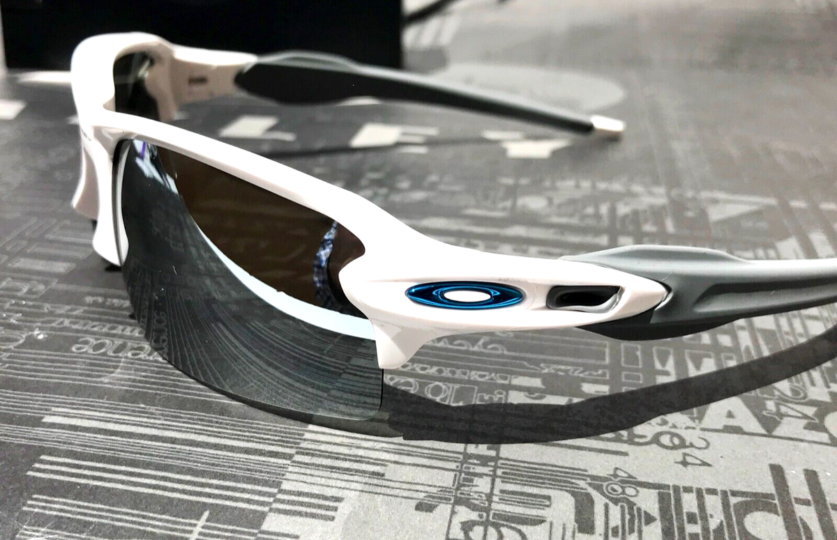 Oakley FLAK 2.0 Shiny White POLARIZED Galaxy Chrome Lens Sunglass