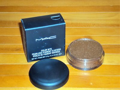 MAC SOLAR BITS PEARLIZED PIGMENT CLUSTERS .14 OZ