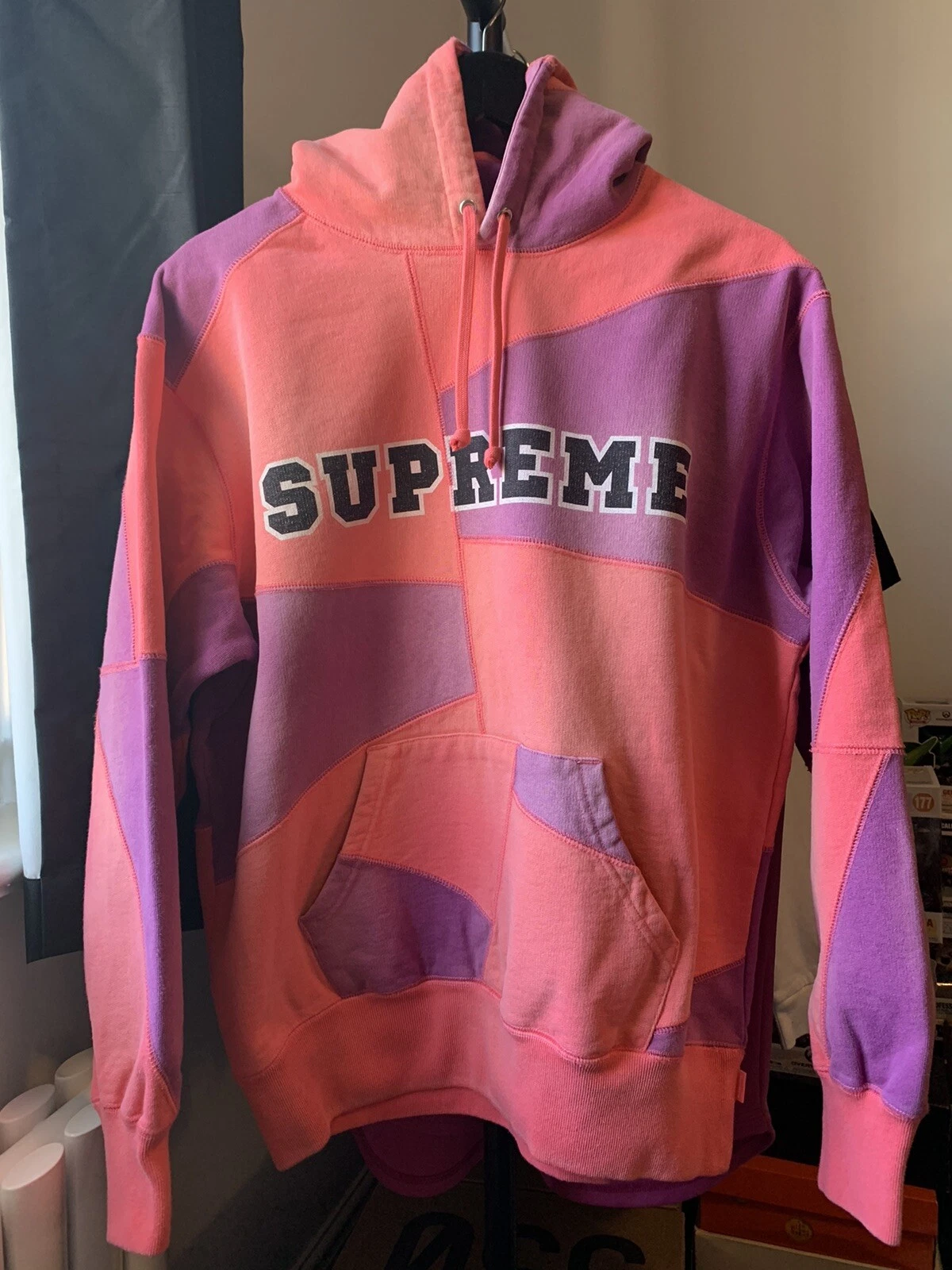 Felpa con cappuccio Supreme Patchwork corallo brillante piccola