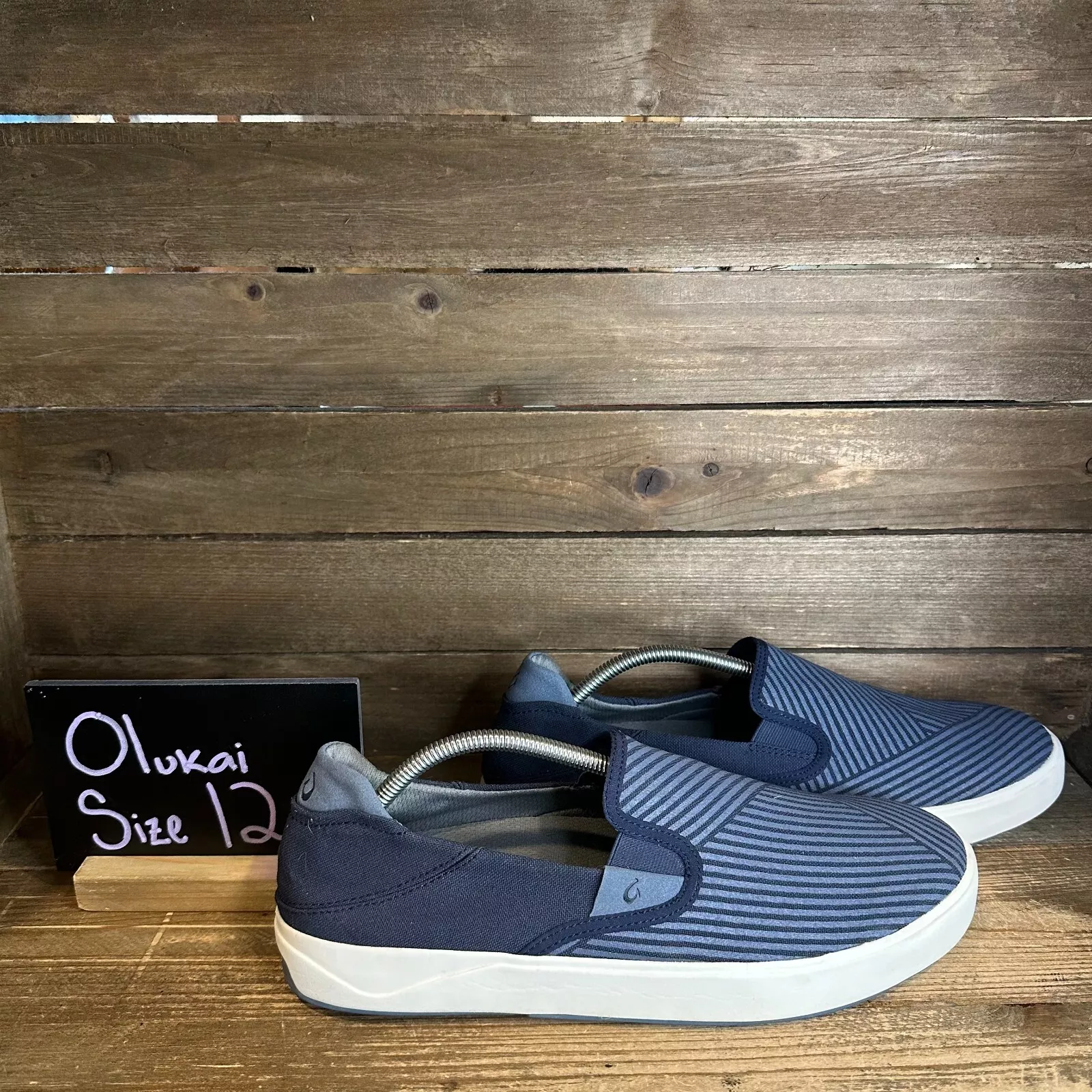 olukai canvas casual comfort shoes