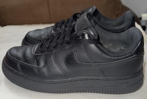 Nike Air Force 1 Low Shoes Sneakers Womens Size 7 Black Triple Black ...