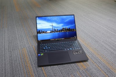 Asus V16 V3607, Core 7 240H, 16GB RAM, 1TB SSD, RTX 3050, Gaming Laptop
