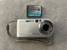 Sony Cyber-shot DSC-P200 7.2MP Digital Camera With Battery UNTESTED