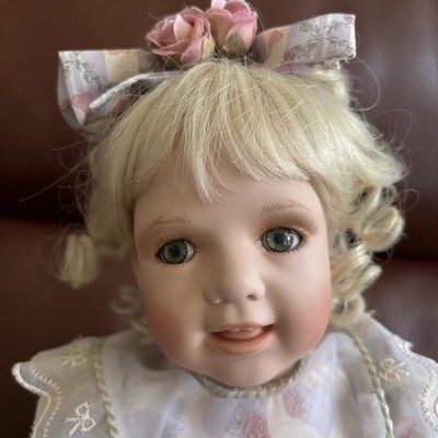 Ashton Drake Jane Zidjunas Porcelain Doll Ellie Rose Heart Dress Blonde  18''