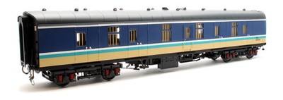 Heljan 4963 Mk1 Brake Gangwayed Provincial Trans-Pennine E92058 (B4)