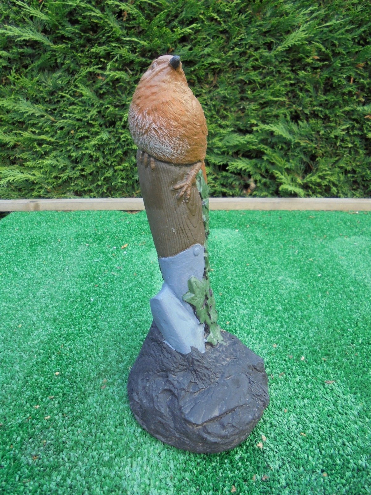 robin on a spade concrete garden ornaments eBay