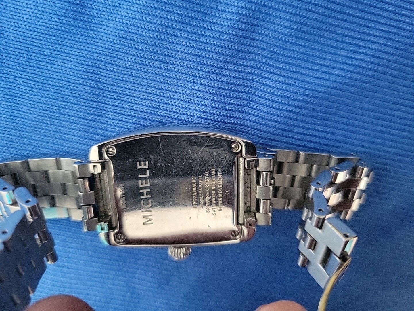 Picture 1 of 18