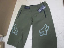 FOX MOUNTAIN-BIKE BMX ATV MX MOTOCROSS PANTS - DEFEND SHORTS - WOMENS SMALL oliv