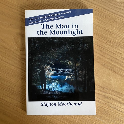 The Man in the Moonlight: A Slayton Moorhound Story 2004 Paperback - Picture 11 of 12