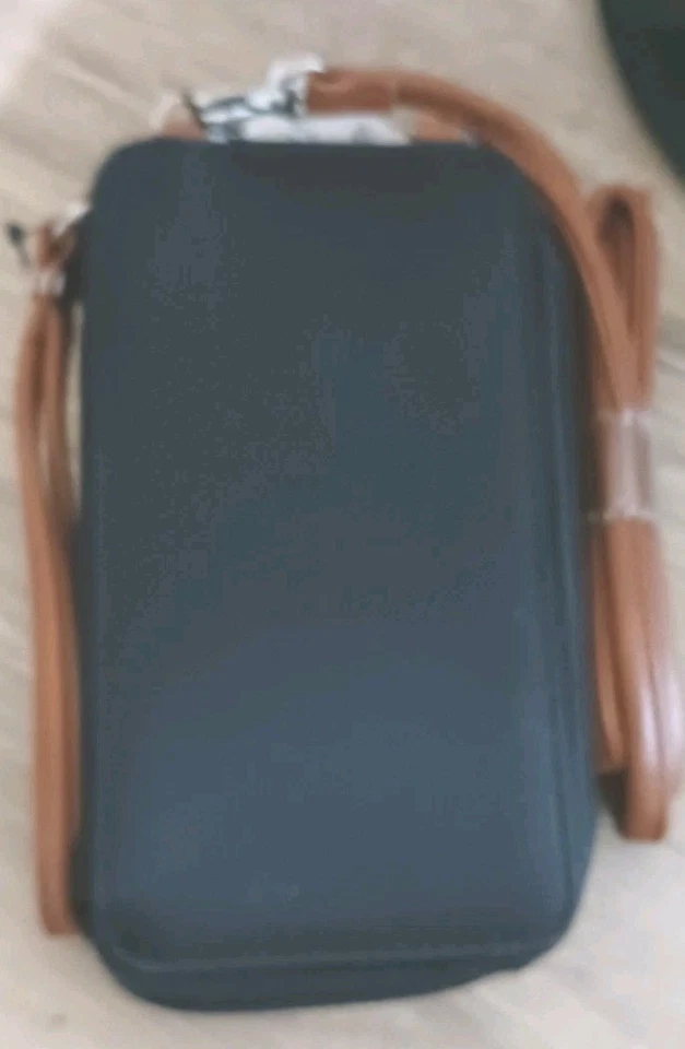 Bolso Bandolera para Teléfono Van Heusen RFID en Color Negro - Nuevo con Etiquetas Foto 3 de 3